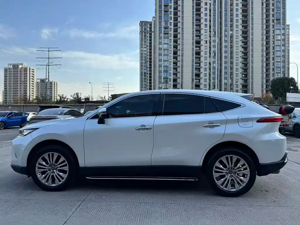 Toyota Harrier 2024 из CN, фото 4