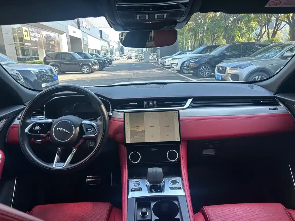 Jaguar F-PACE 2023 из CN, фото 4