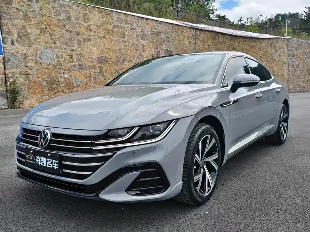 Volkswagen CC 2023 из CN, фото 1