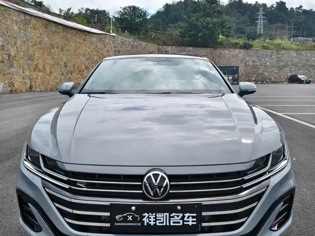 Volkswagen CC 2023 из CN, фото 2