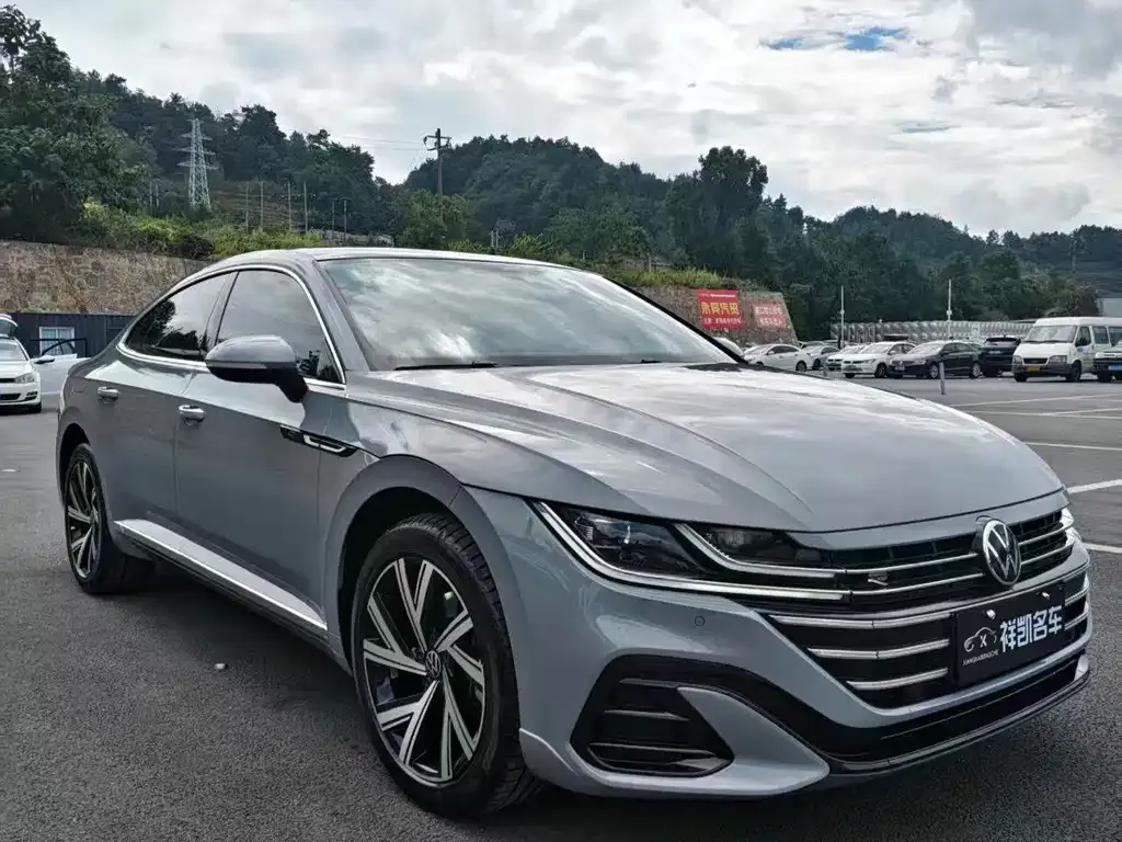 Volkswagen CC 2023 из CN, фото 3