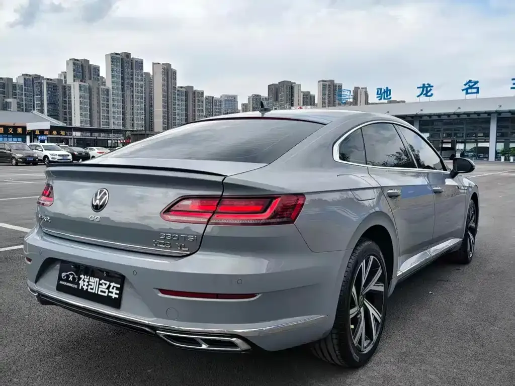 Volkswagen CC 2023 из CN, фото 9