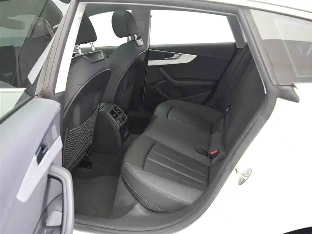 Audi A5 (Import) 2024 из CN, фото 5