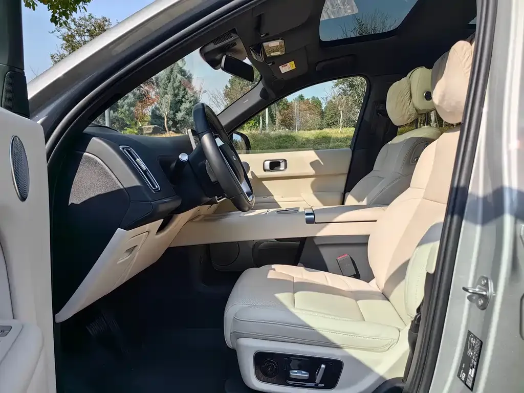 Li Auto L8 2023 из CN, фото 7