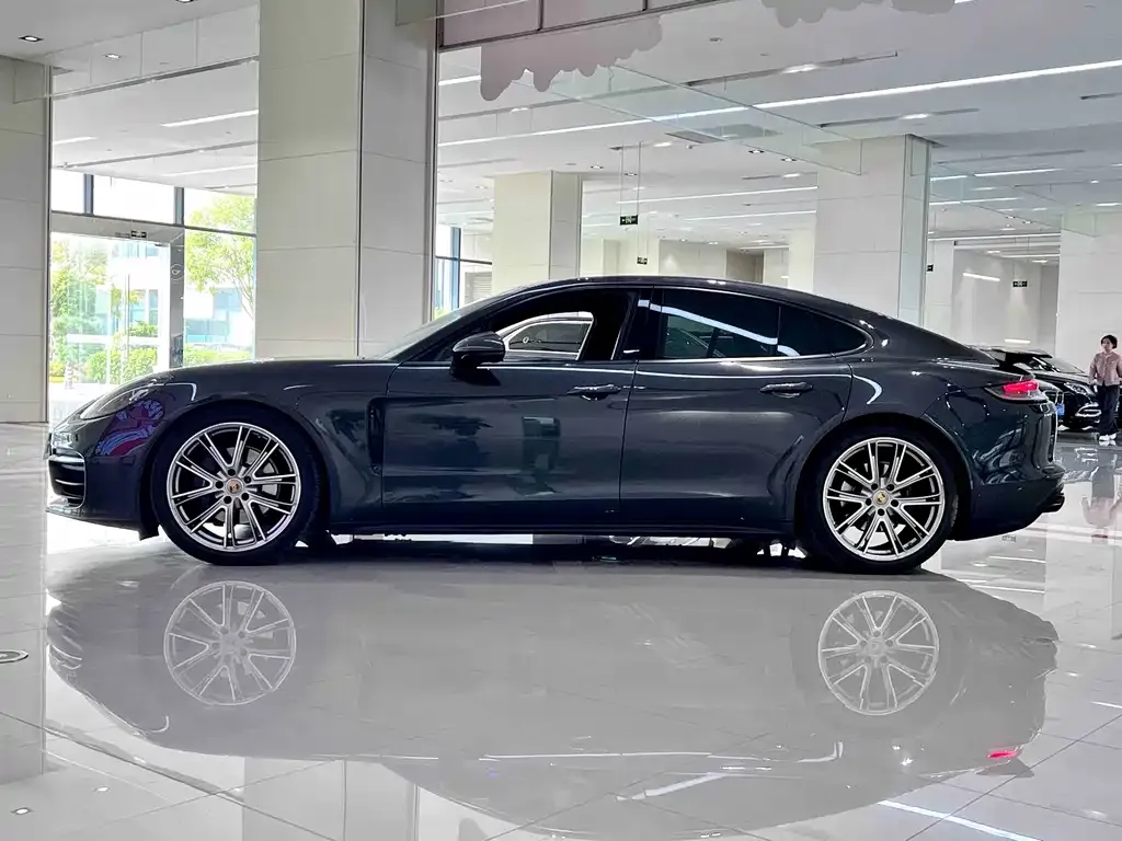Porsche Panamera 2022 из CN, фото 3