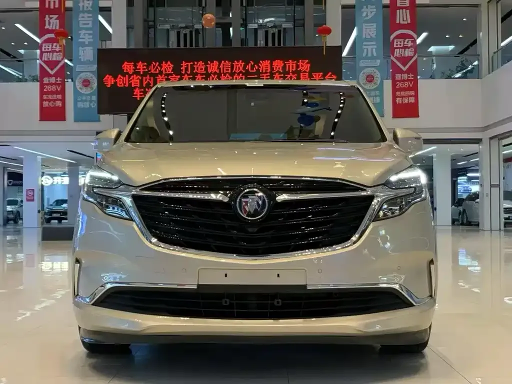 Buick GL8 2021 из CN, фото 2