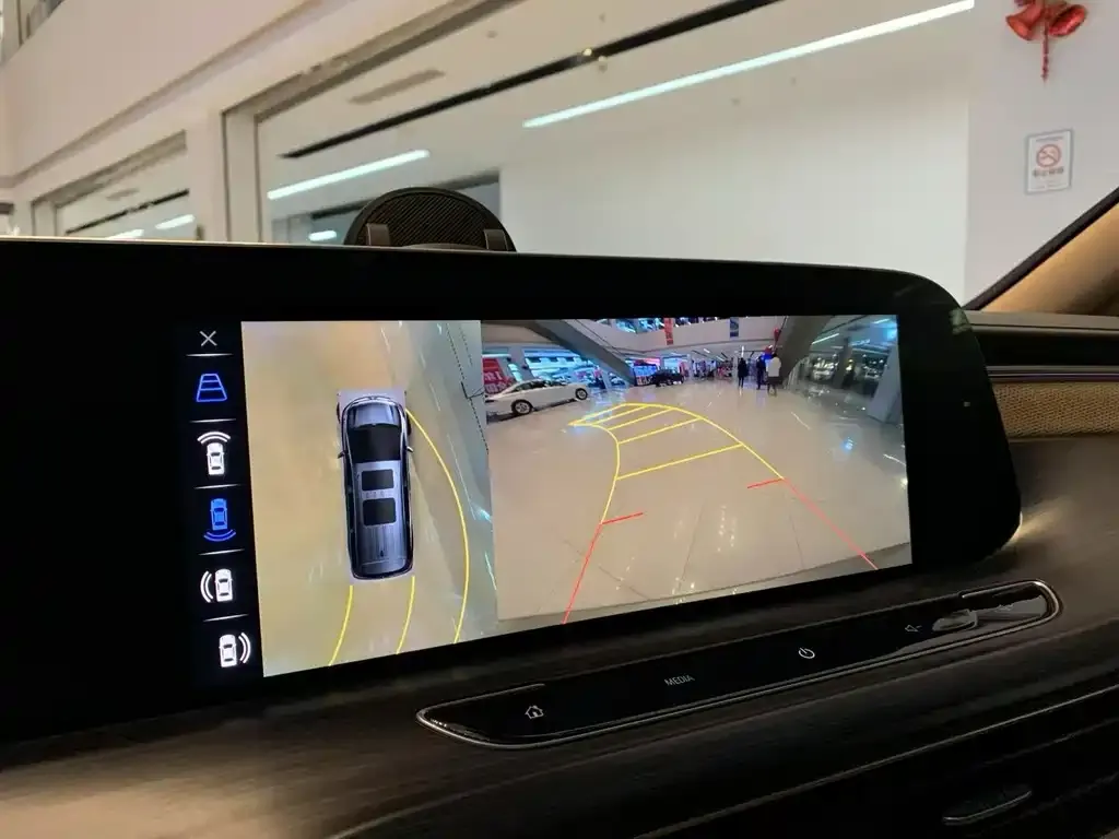 Buick GL8 2021 из CN, фото 6