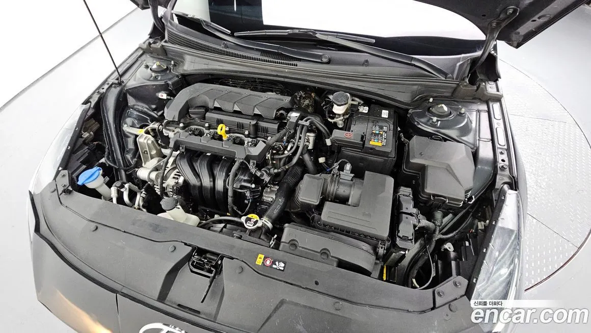 Hyundai AVANTE 2023 из KR, фото 6