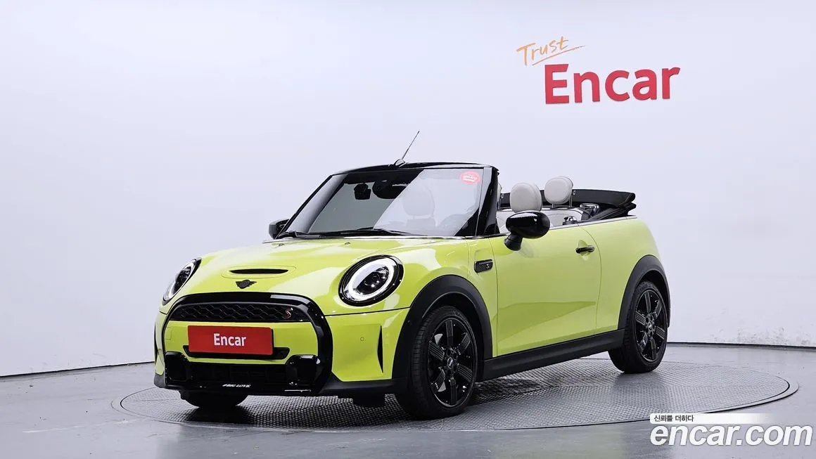 Mini Cooper Convertible — фото 1