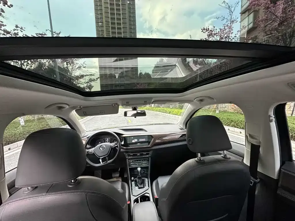 Volkswagen Tharu 2021 из CN, фото 4