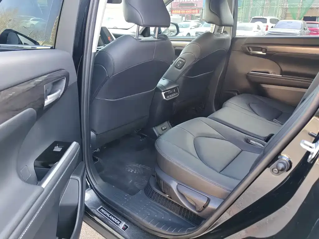 Toyota Highlander 2024 из CN, фото 5