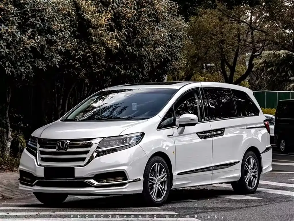 Honda Elysion 2021 из CN, фото 1