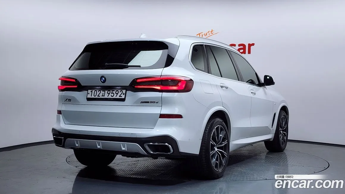 BMW X5 2021 из KR, фото 2