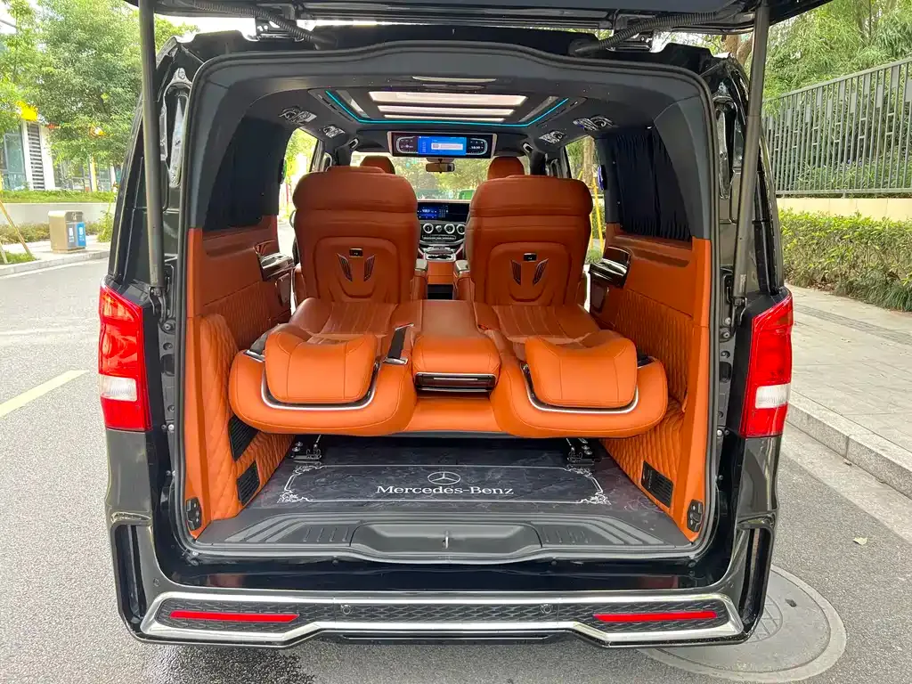 Mercedes-Benz Vito 2023 из CN, фото 10