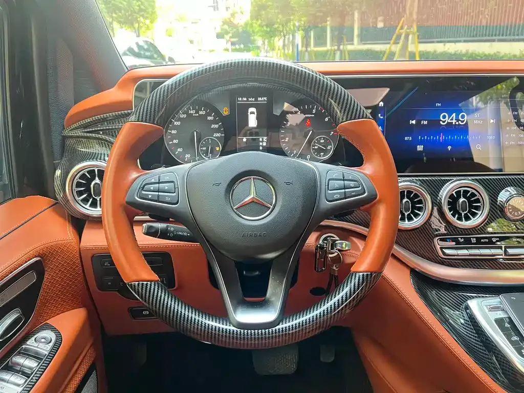 Mercedes-Benz Vito 2023 из CN, фото 3