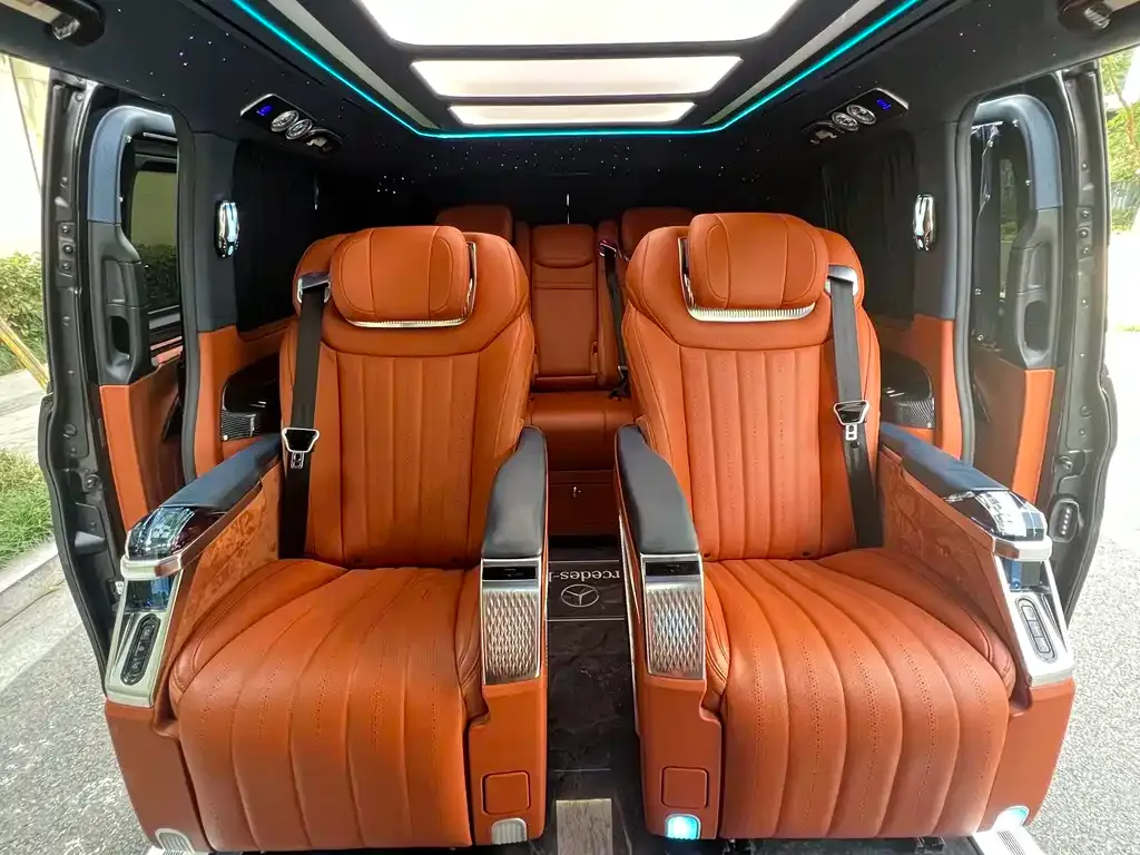 Mercedes-Benz Vito 2023 из CN, фото 7
