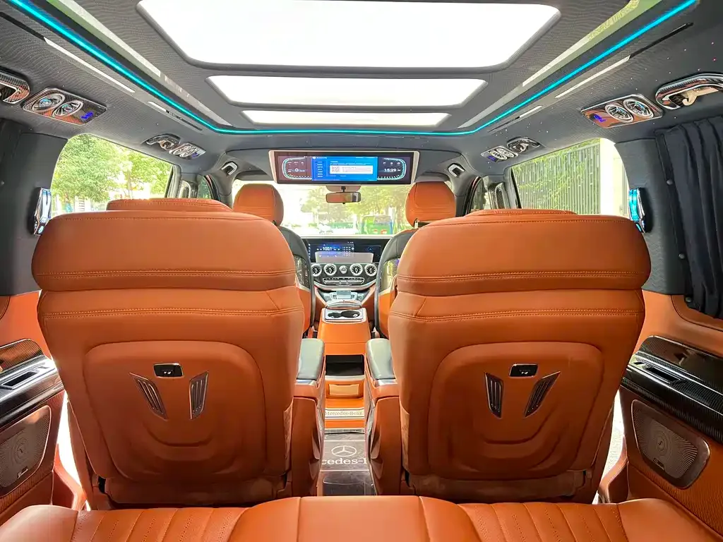 Mercedes-Benz Vito 2023 из CN, фото 8