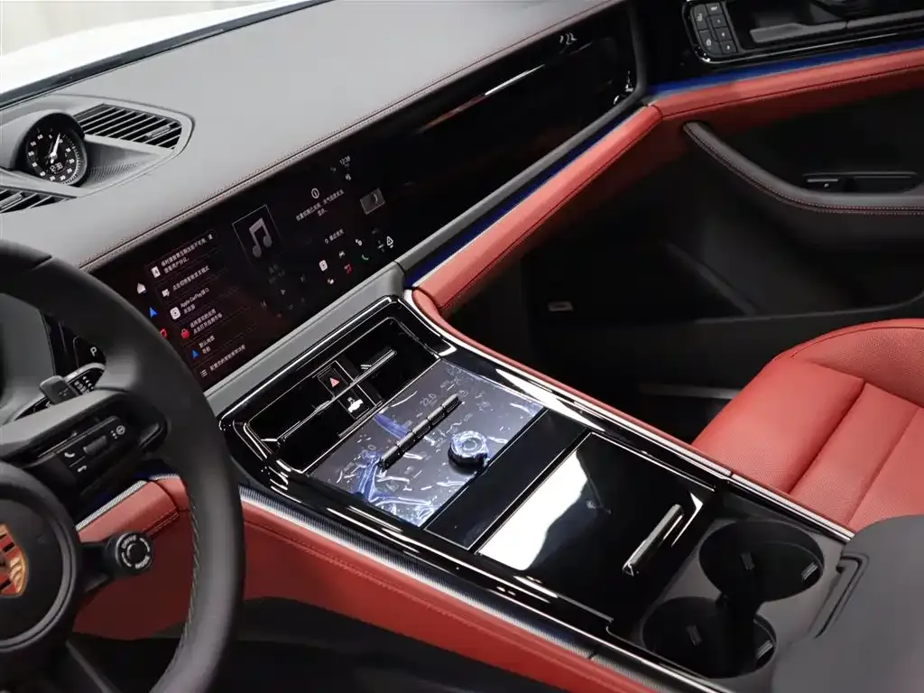 Porsche Panamera 2025 из CN, фото 10
