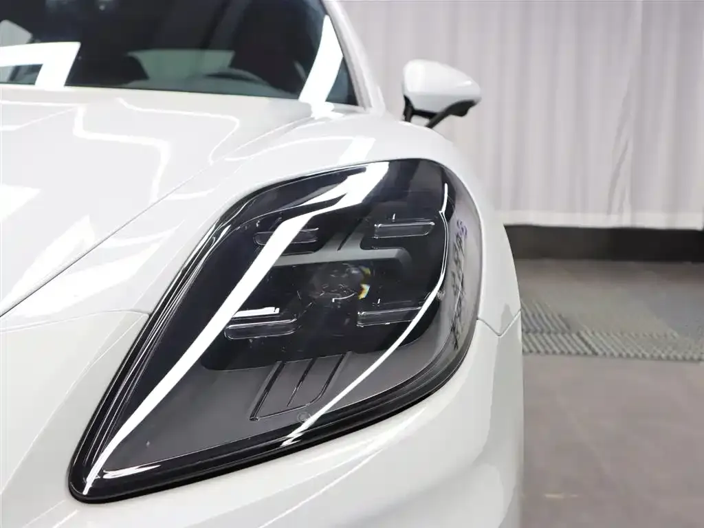 Porsche Panamera 2025 из CN, фото 4