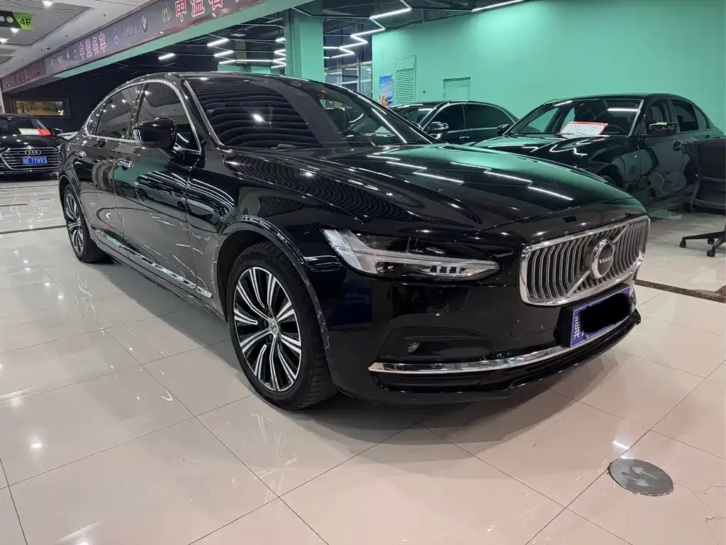 Volvo S90 — фото 3