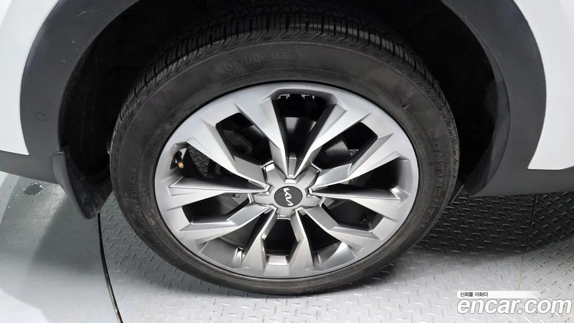 Kia Sorento — фото 5