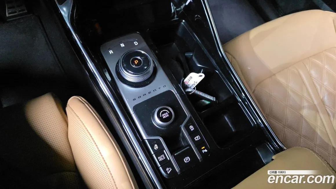 Kia Sorento — фото 9