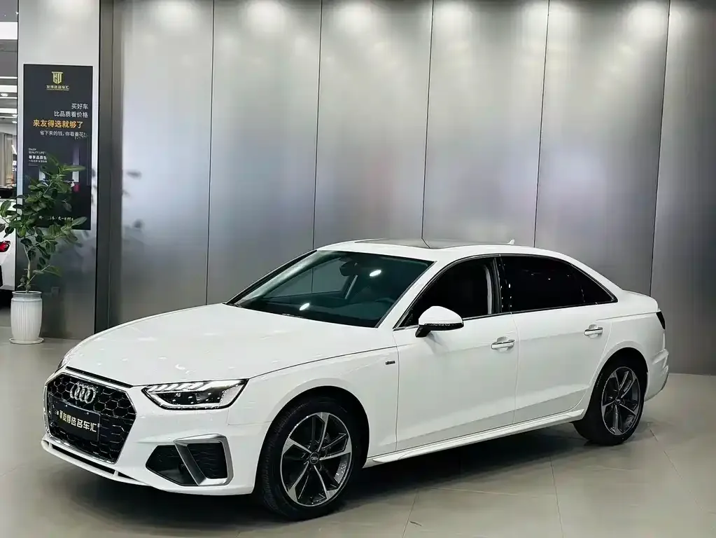 Audi A4L 2021 из CN, фото 1