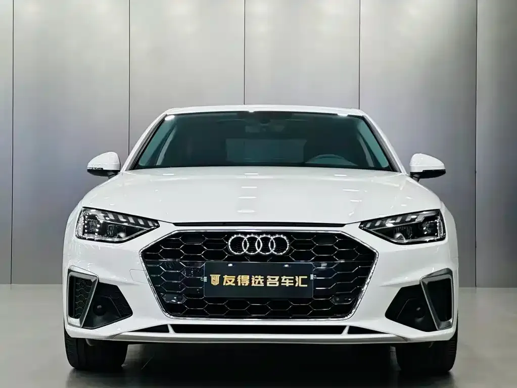 Audi A4L 2021 из CN, фото 5