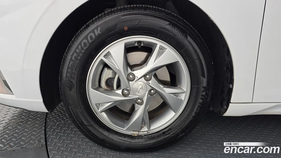Hyundai AVANTE 2021 из KR, фото 5