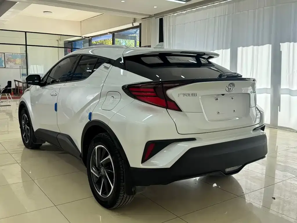 Toyota C-HR 2021 из CN, фото 4