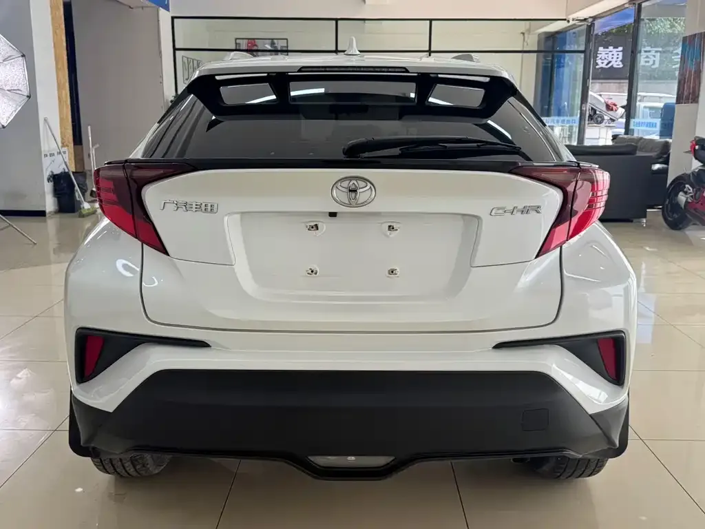 Toyota C-HR 2021 из CN, фото 5