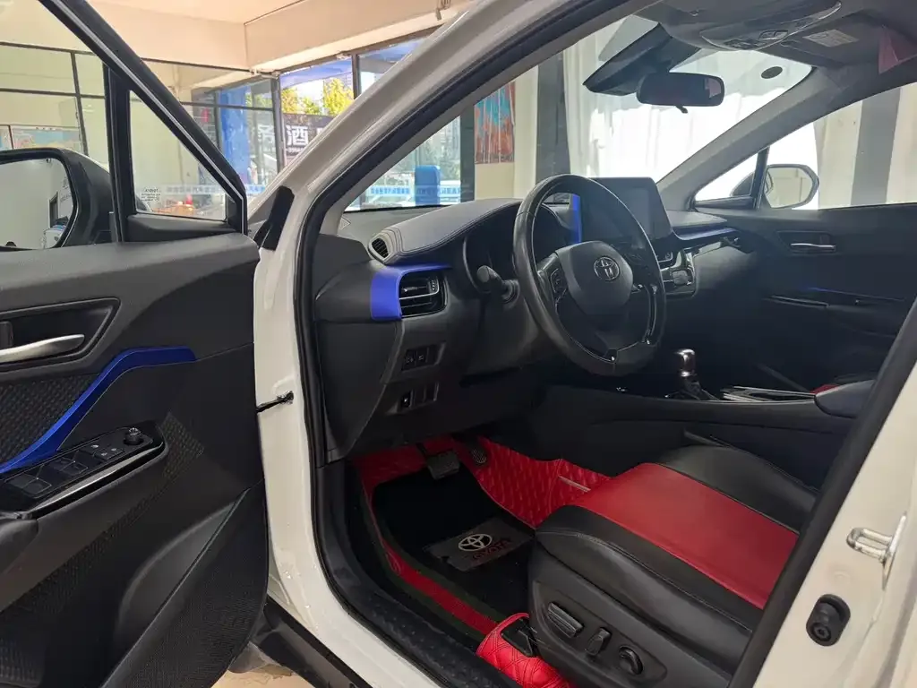 Toyota C-HR 2021 из CN, фото 7