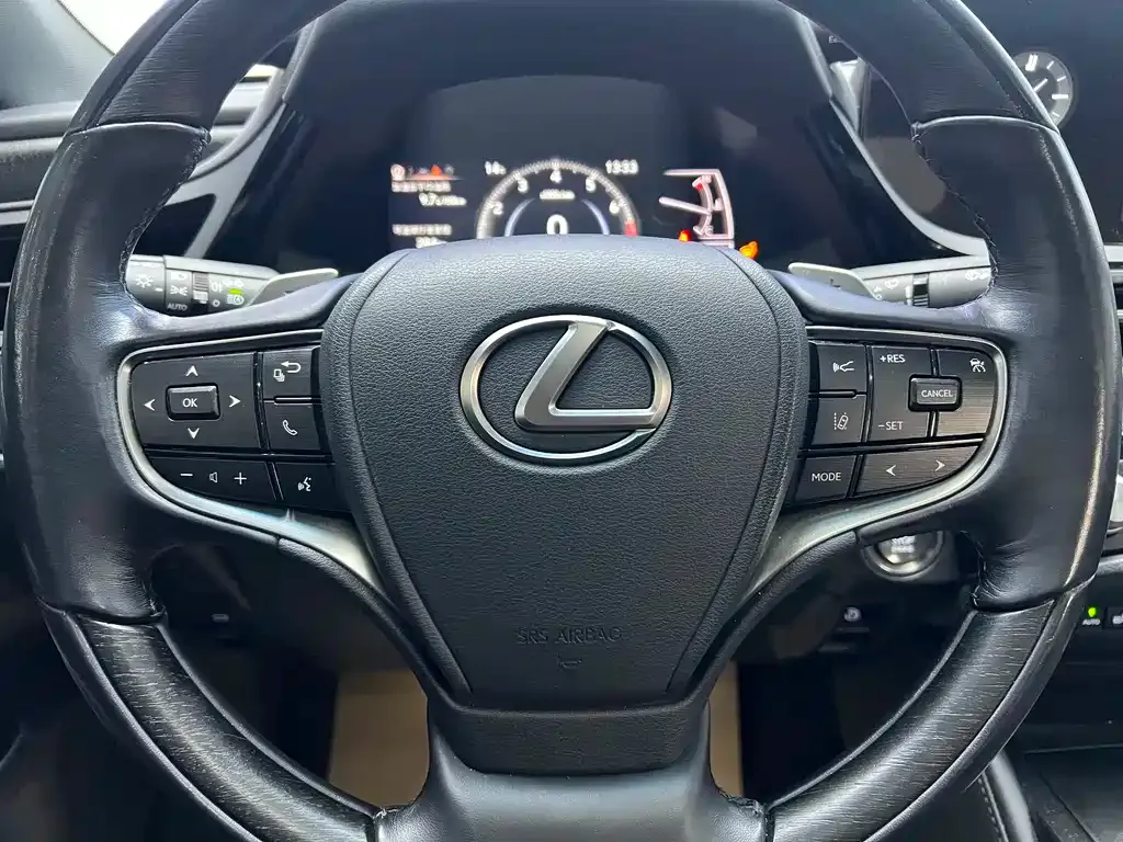 Lexus ES 2022 из CN, фото 6