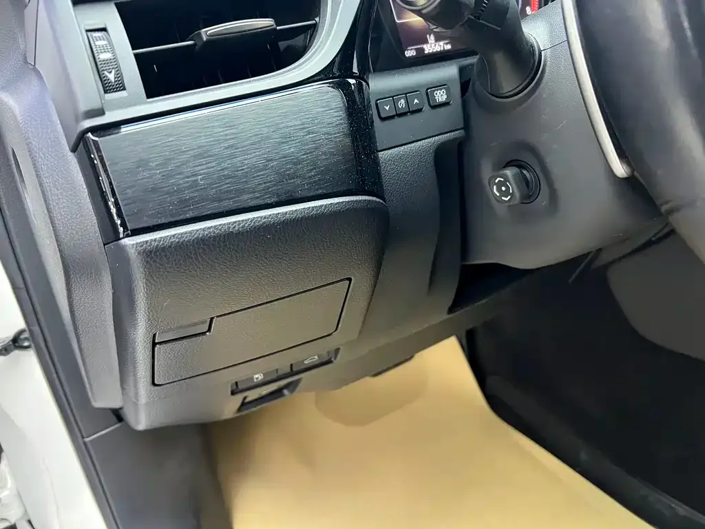 Lexus ES 2022 из CN, фото 9