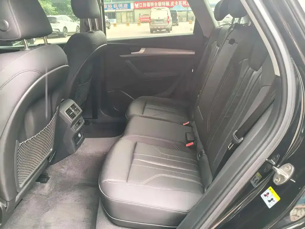 Audi Q5L 2021 из CN, фото 10