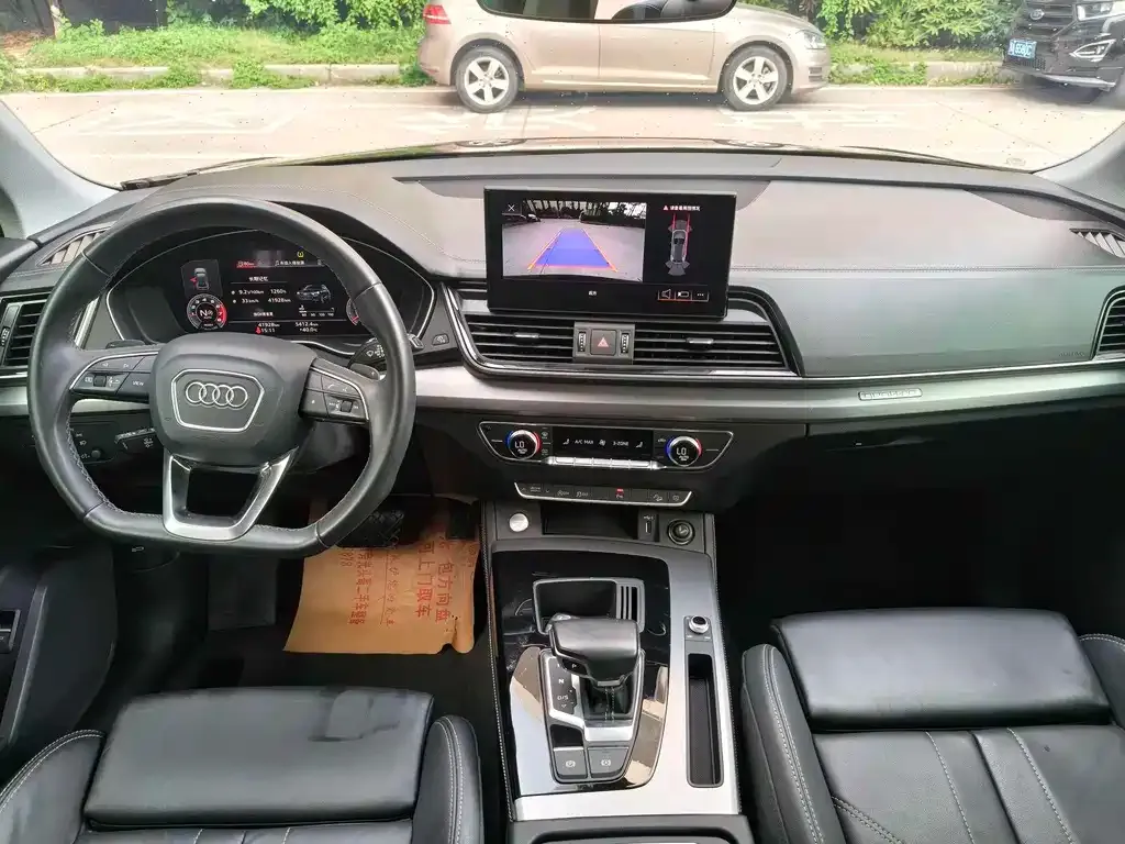 Audi Q5L 2021 из CN, фото 5