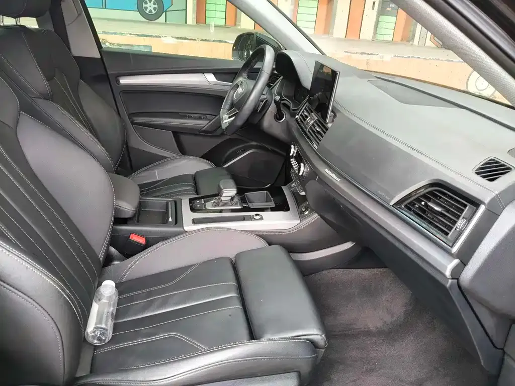 Audi Q5L 2021 из CN, фото 8