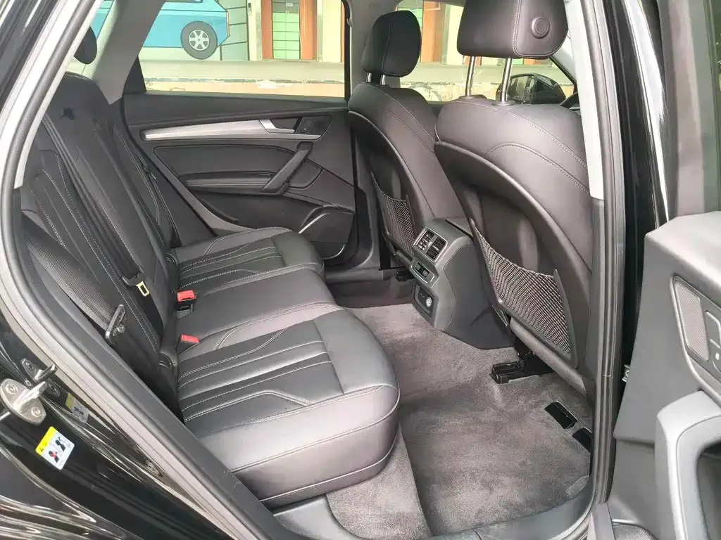 Audi Q5L 2021 из CN, фото 9