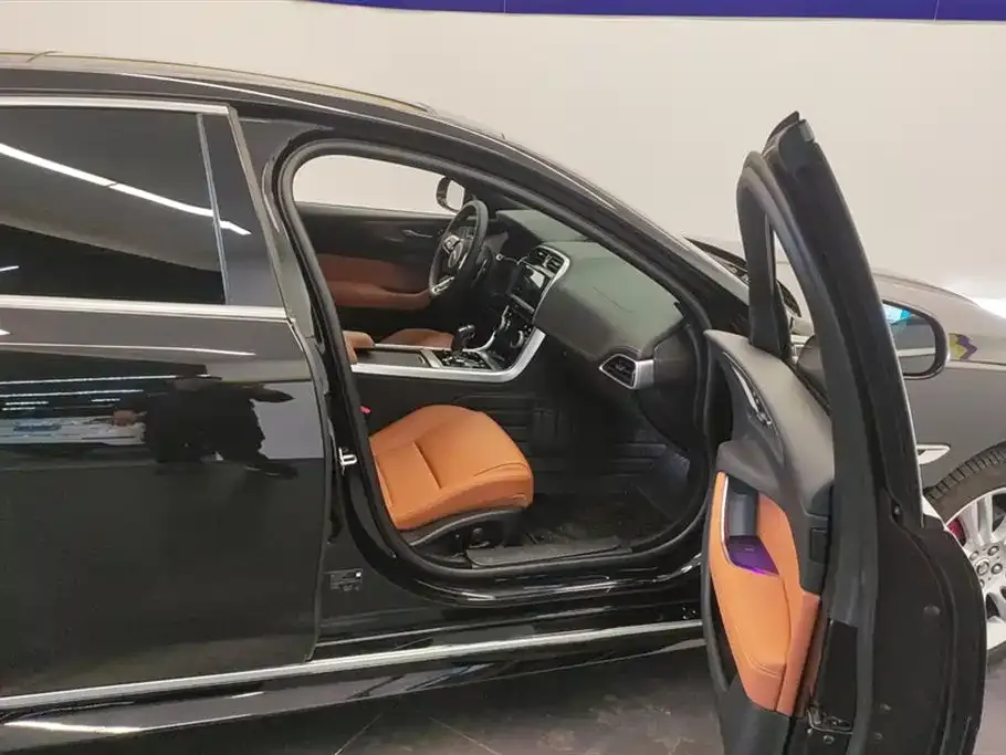 Jaguar XEL 2025 из CN, фото 8