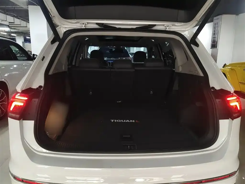 Volkswagen Tiguan L 2022 из CN, фото 9