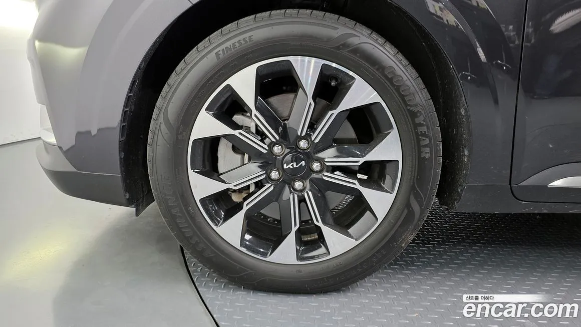 Kia Carnival 2023 из KR, фото 5