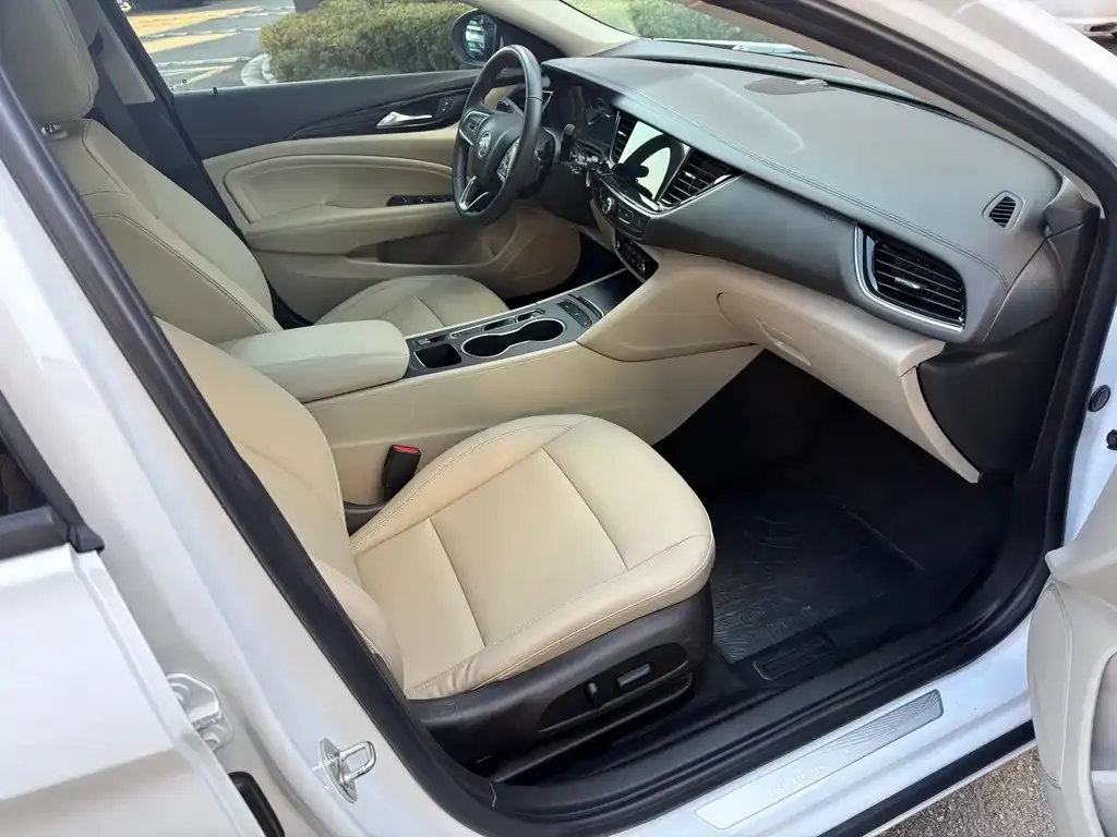 Buick Regal — фото 10