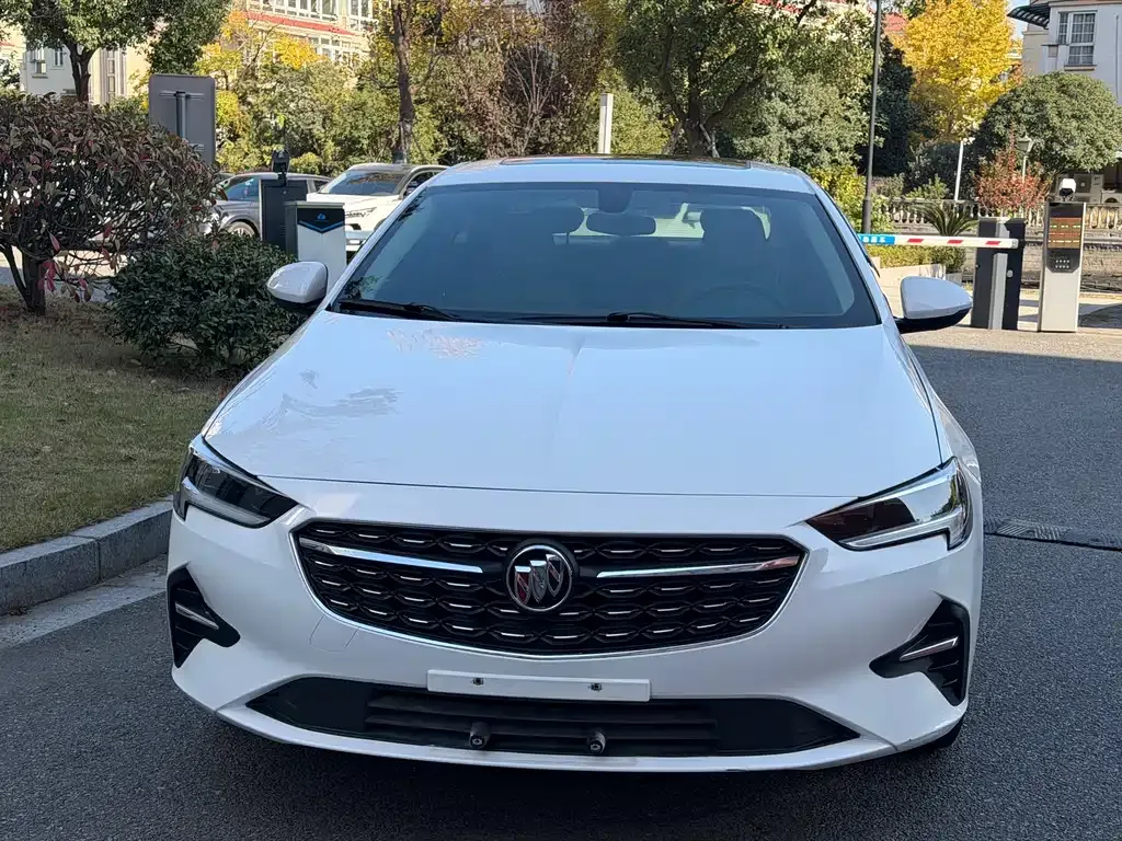 Buick Regal — фото 2