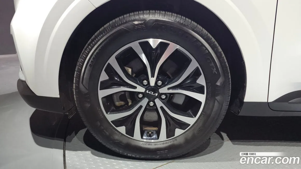 [object Object] Canival 2023 из KR, фото 5