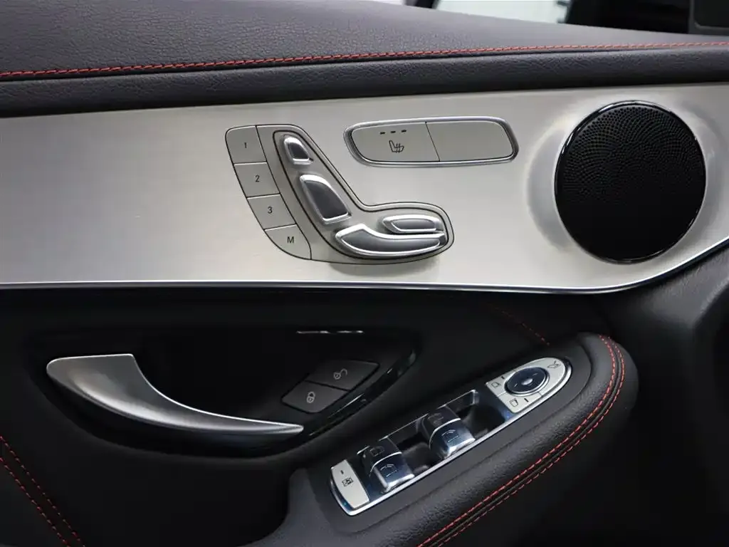 Mercedes-Benz GLC Coupe AMG — фото 6