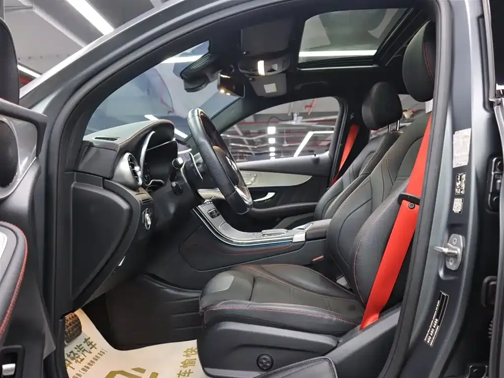 Mercedes-Benz GLC Coupe AMG — фото 7