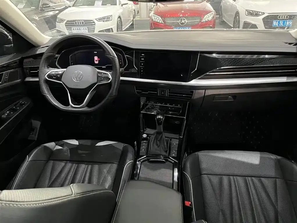 Volkswagen Passat 2022 из CN, фото 4