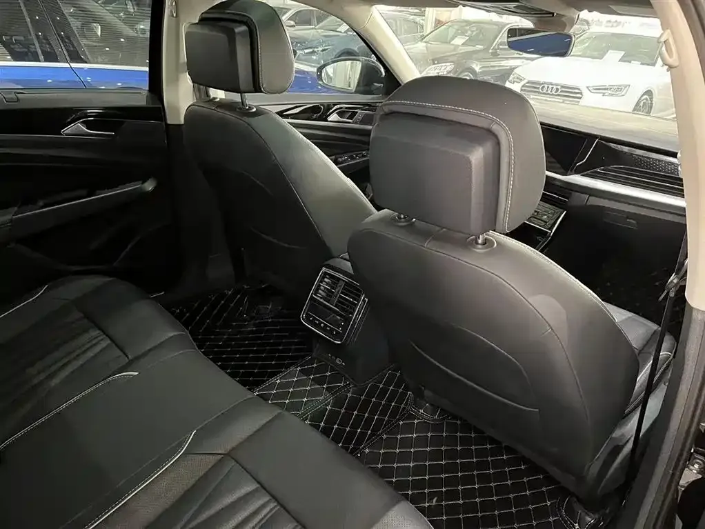Volkswagen Passat 2022 из CN, фото 7