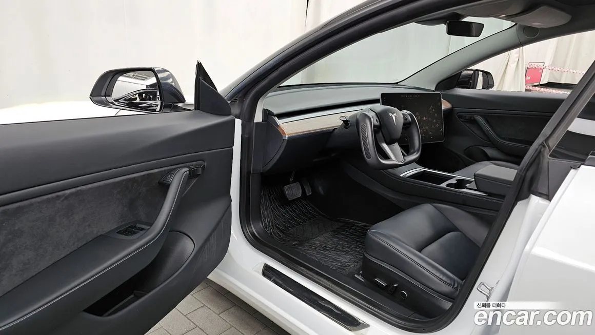 Tesla Model 3 2021 из KR, фото 10