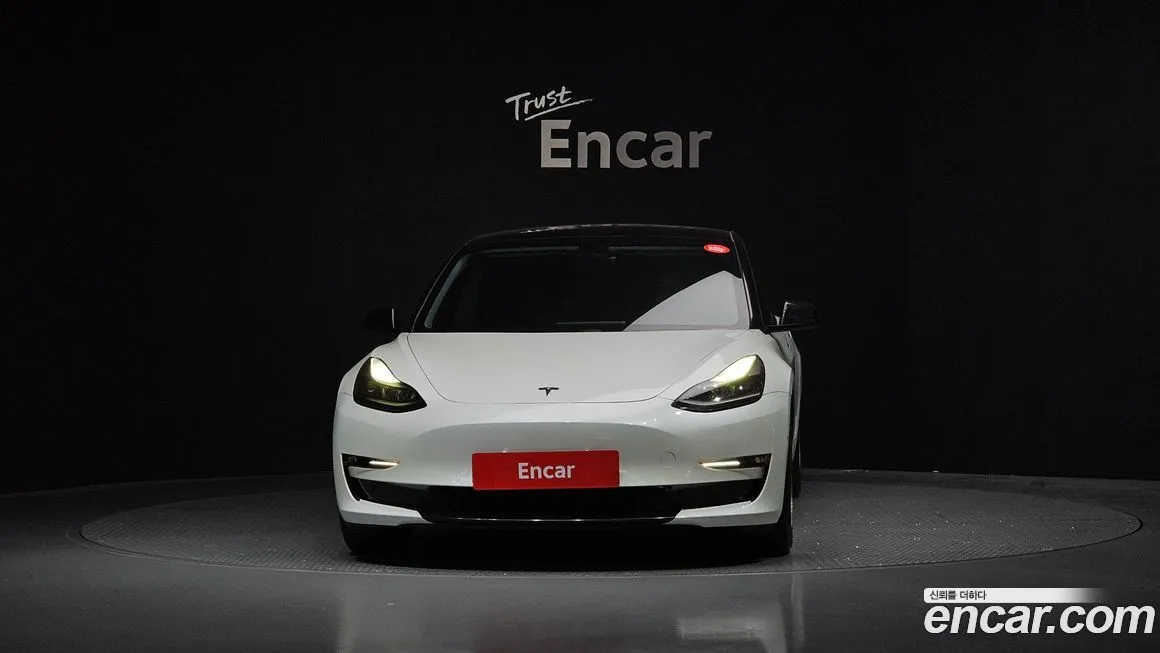 Tesla Model 3 2021 из KR, фото 3